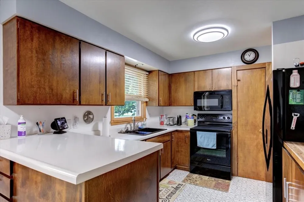 1121 River Heights Road Menomonie, WI 54751