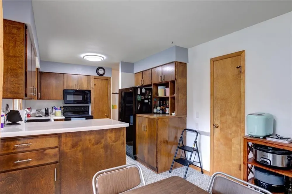 1121 River Heights Road Menomonie, WI 54751