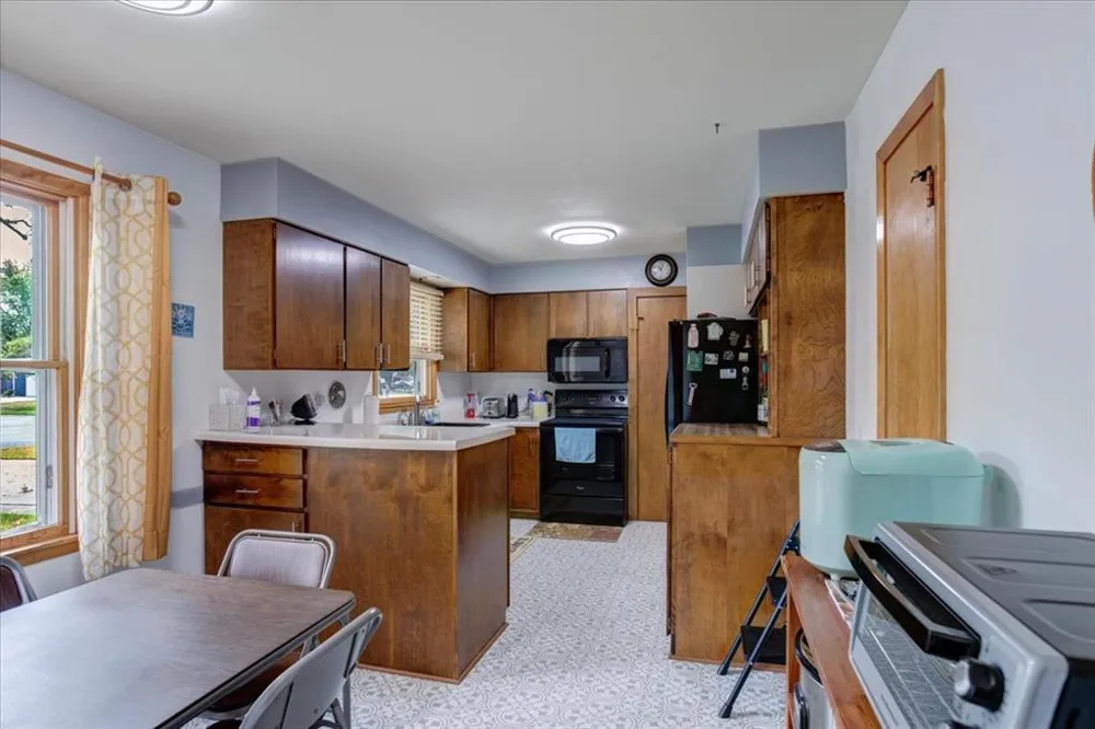 1121 River Heights Road Menomonie, WI 54751