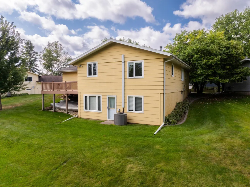 533 29th Street NW Rochester, MN 55901
