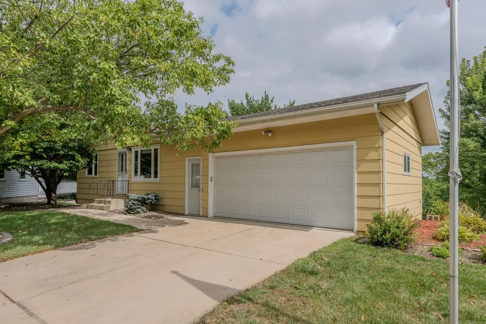 533 29th Street NW Rochester, MN 55901