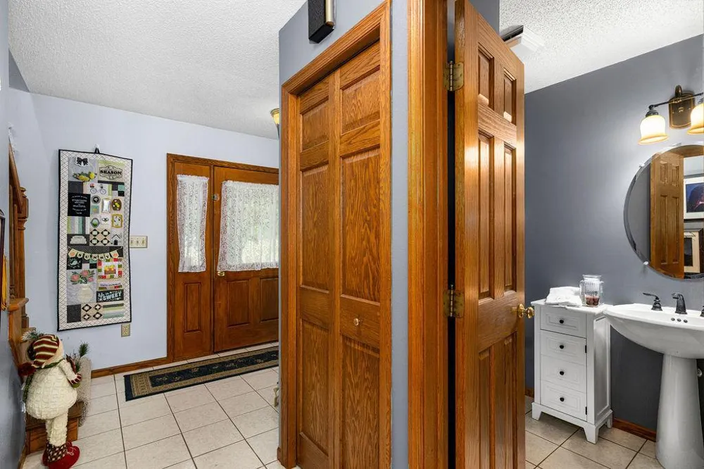 4859 Terrace Circle Hermantown, MN 55811
