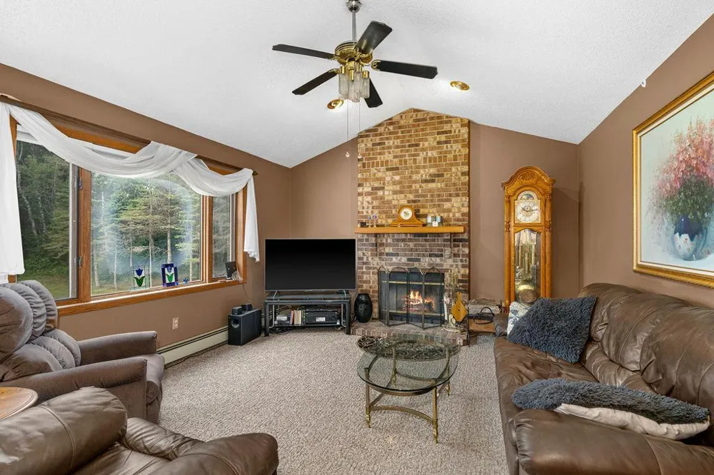 4859 Terrace Circle Hermantown, MN 55811