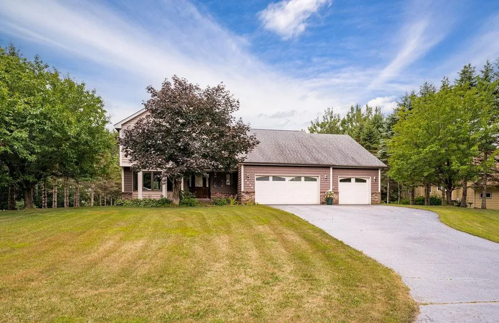 4859 Terrace Circle Hermantown, MN 55811