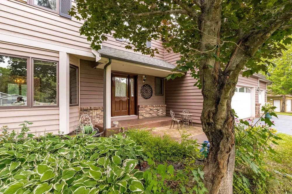 4859 Terrace Circle Hermantown, MN 55811