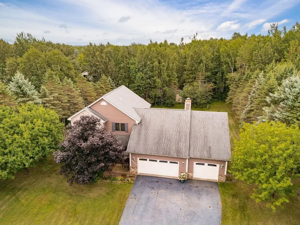 4859 Terrace Circle Hermantown, MN 55811