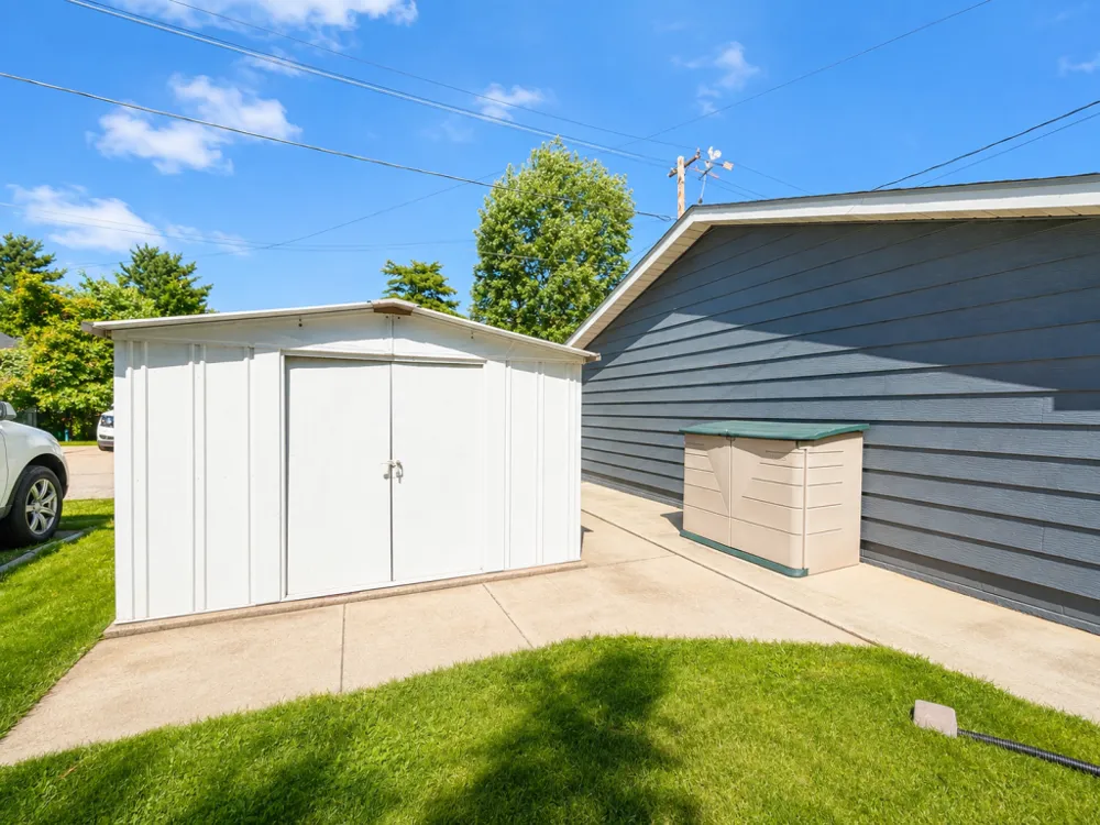 502 W 3rd Avenue Keewatin, MN 55753