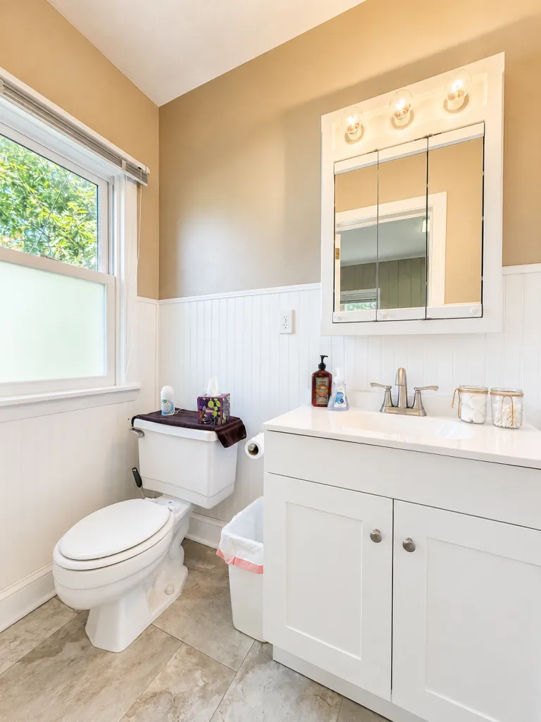 502 W 3rd Avenue Keewatin, MN 55753