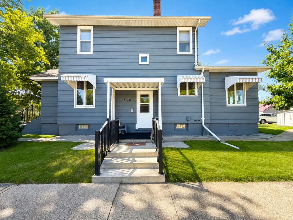 502 W 3rd Avenue Keewatin, MN 55753