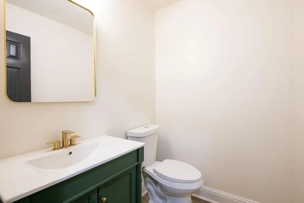 1720 Ridgefield Drive Roswell, GA 30075