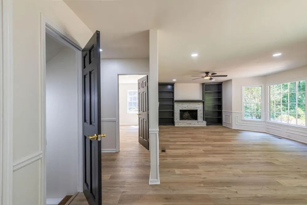 1720 Ridgefield Drive Roswell, GA 30075