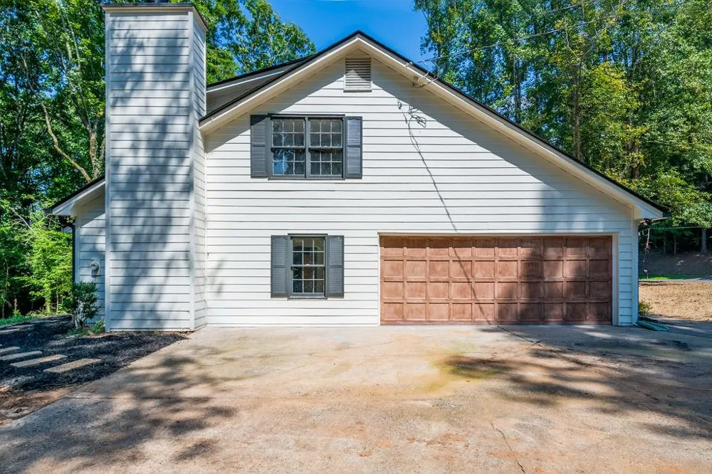1720 Ridgefield Drive Roswell, GA 30075
