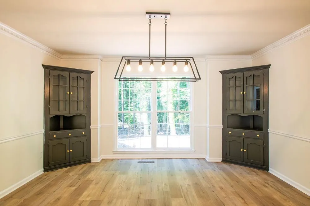 1720 Ridgefield Drive Roswell, GA 30075