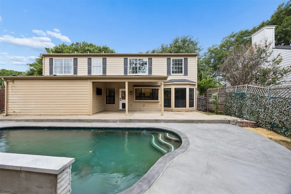 4321 Bradford Drive Grapevine, TX 76051