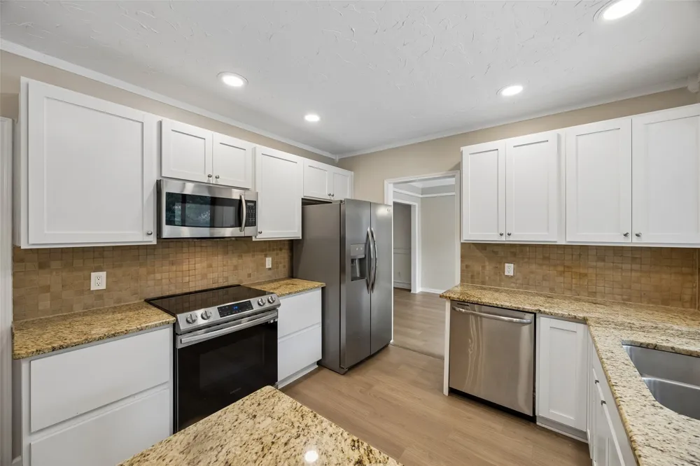 4321 Bradford Drive Grapevine, TX 76051