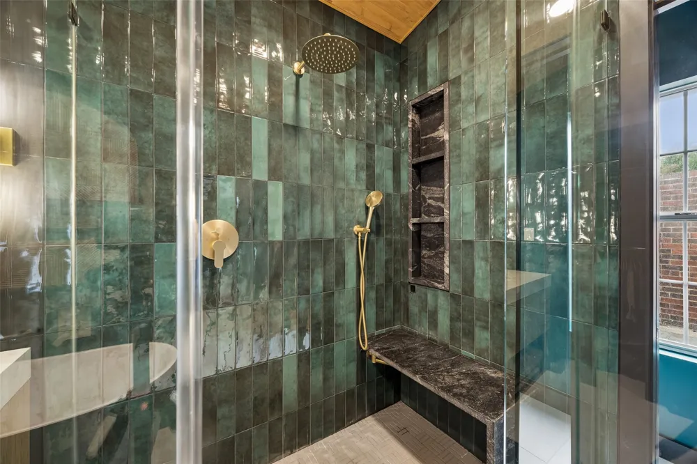 4321 Bradford Drive Grapevine, TX 76051