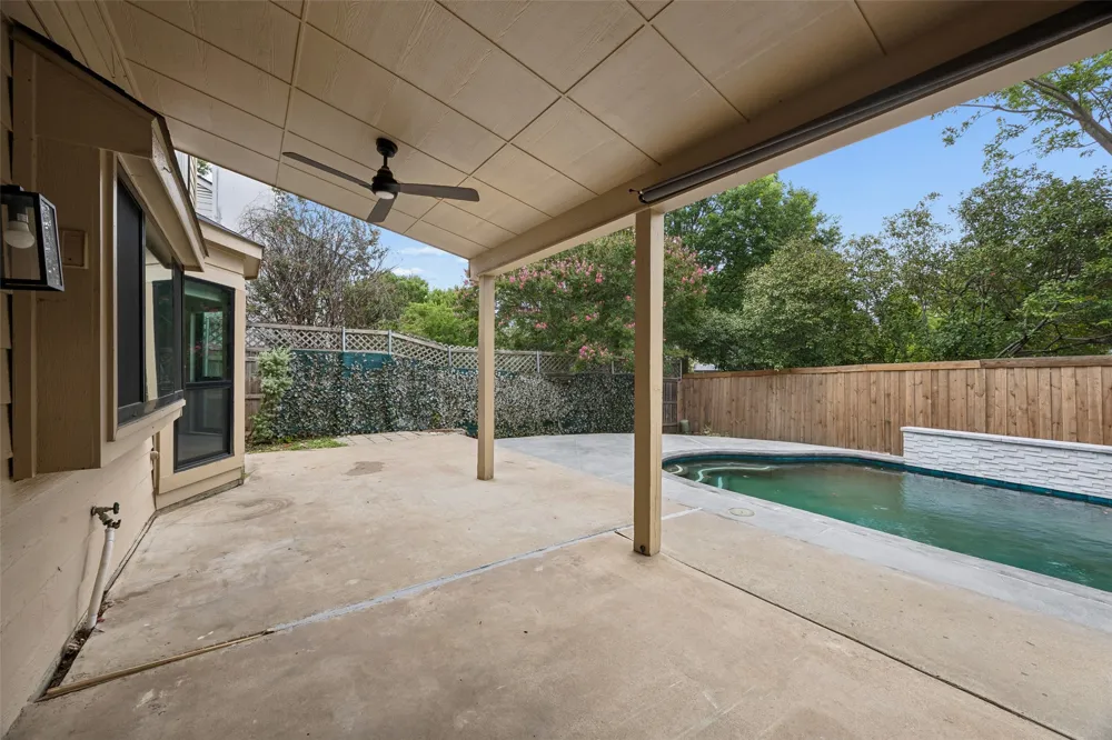 4321 Bradford Drive Grapevine, TX 76051