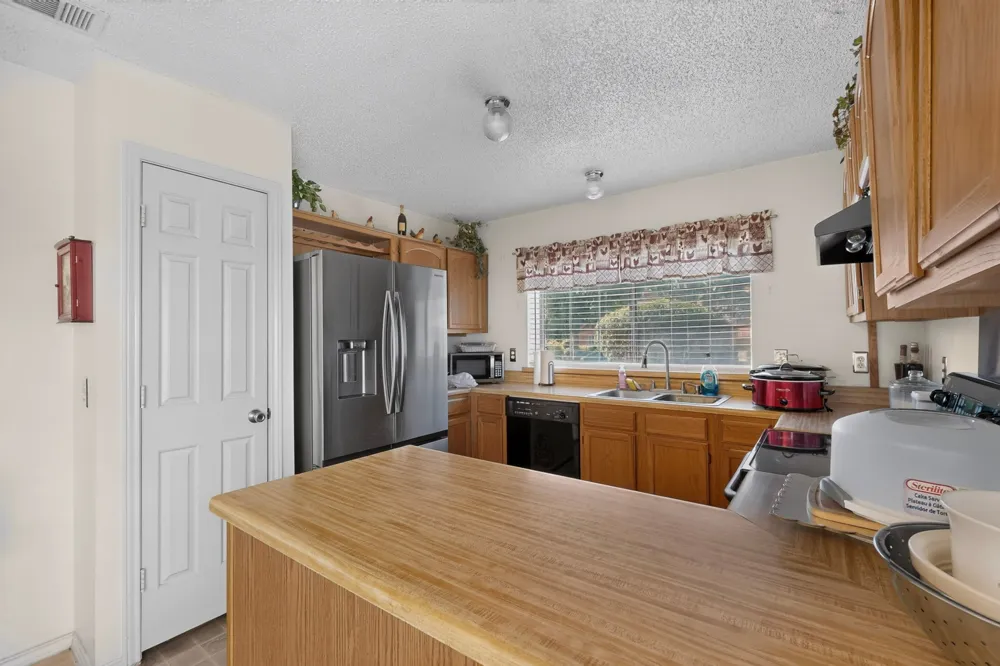 9815 Tamalpais Drive Dallas, TX 75217