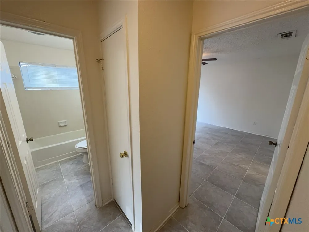 3202 Honeysuckle Drive Killeen, TX 76542