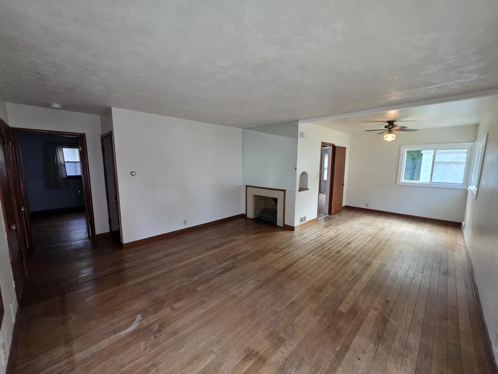 224 Clinton Street Charlotte, MI 48813