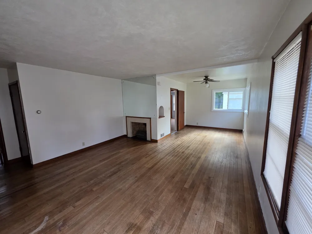 224 Clinton Street Charlotte, MI 48813