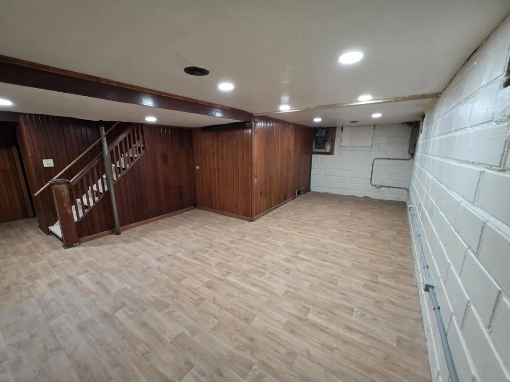 224 Clinton Street Charlotte, MI 48813