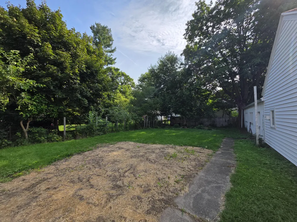 224 Clinton Street Charlotte, MI 48813