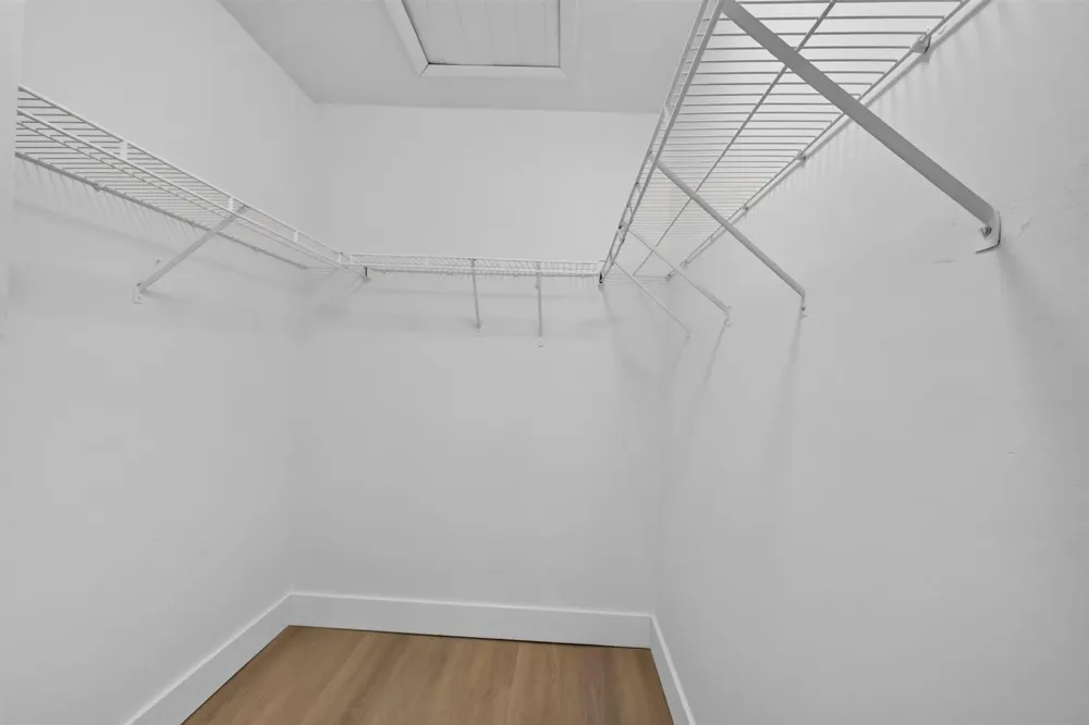 3404 Gardens E Drive #21B Palm Beach Gardens, FL 33410
