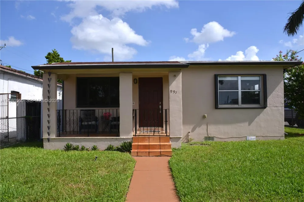 991 E 47th St Hialeah, FL 33013