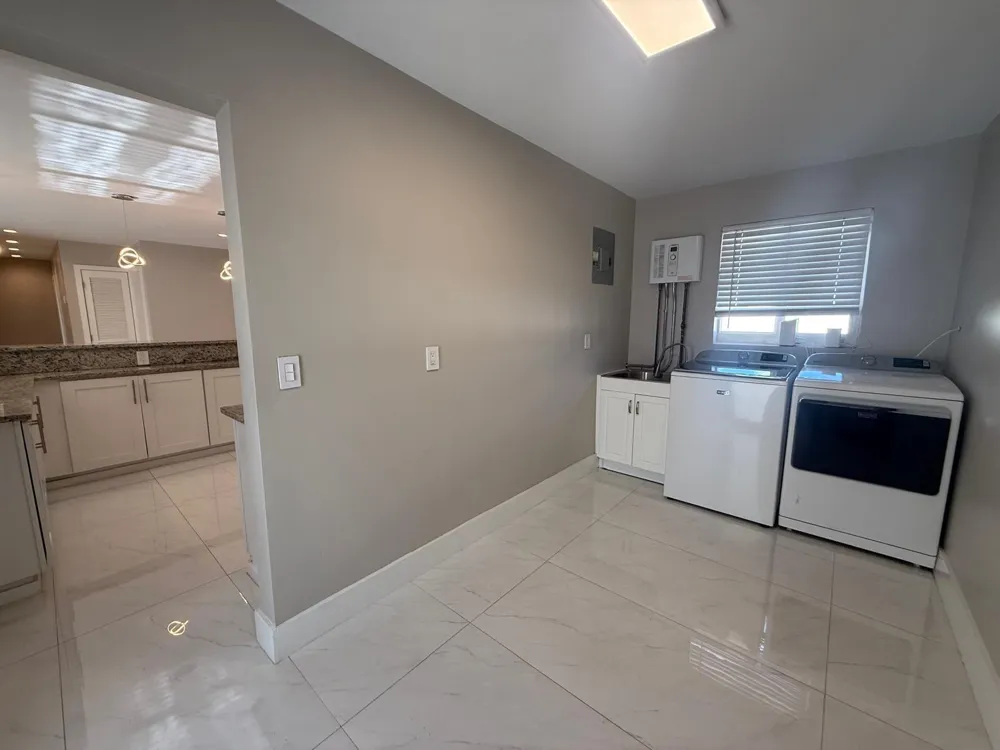 4901 NE 13TH TERRACE Oakland Park, FL 33334