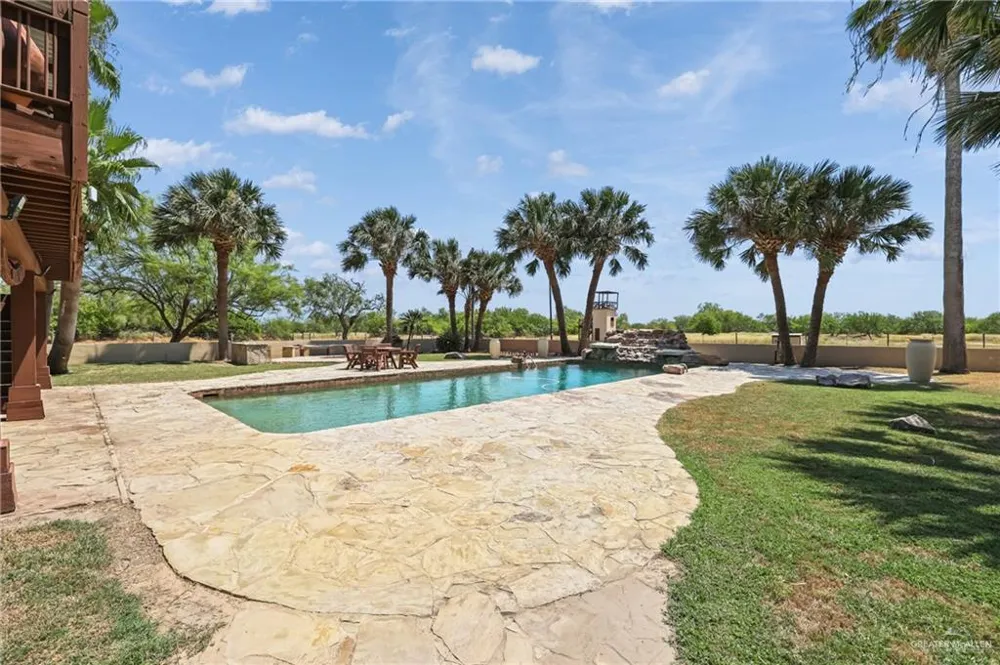 10960 Fitch Road Raymondville, TX 78580