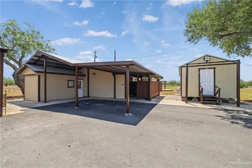 10960 Fitch Road Raymondville, TX 78580
