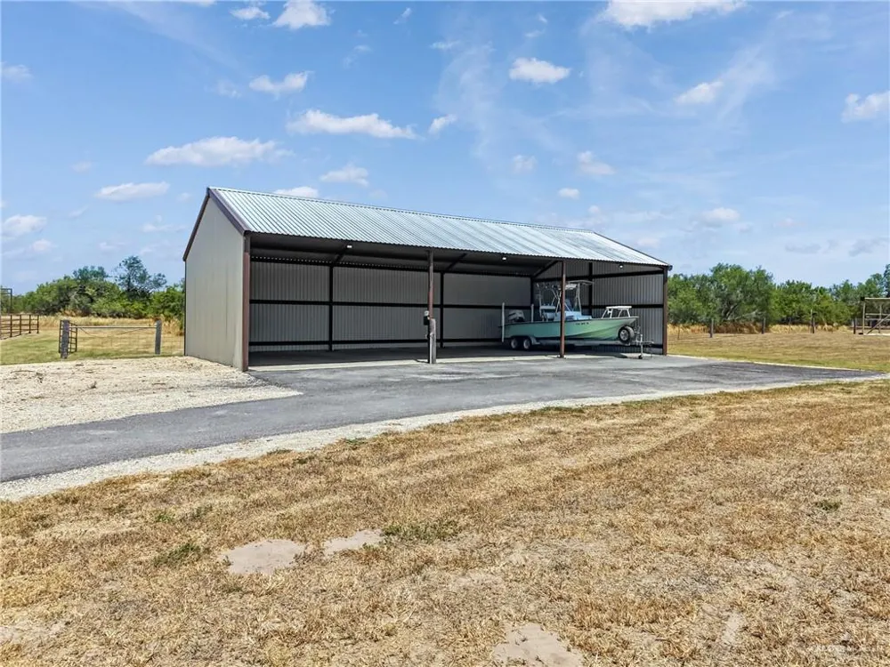 10960 Fitch Road Raymondville, TX 78580