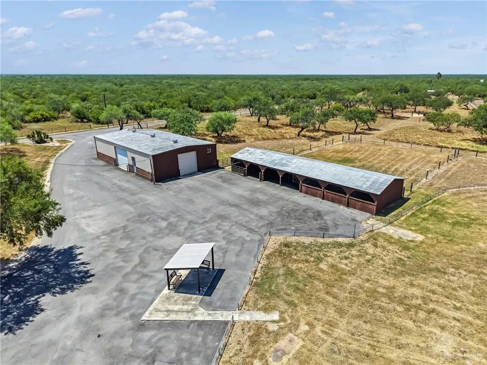10960 Fitch Road Raymondville, TX 78580