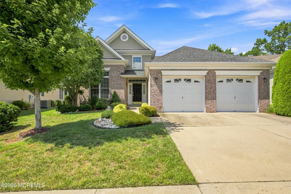 16 Bay Hill Road Jackson, NJ 08527