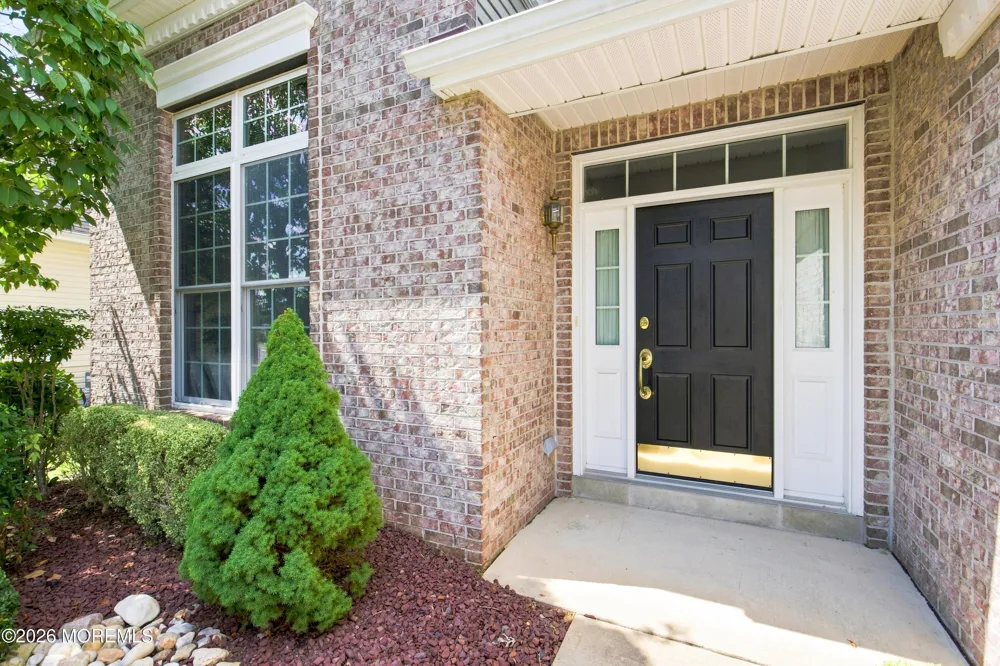 16 Bay Hill Road Jackson, NJ 08527