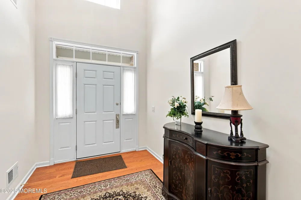 16 Bay Hill Road Jackson, NJ 08527