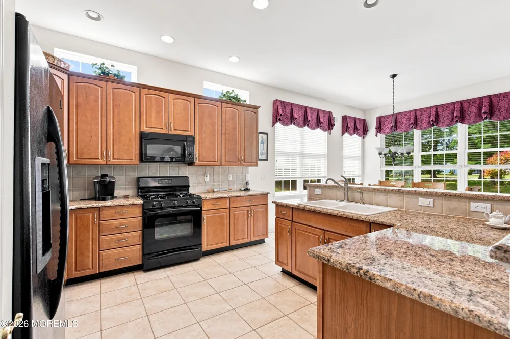 16 Bay Hill Road Jackson, NJ 08527