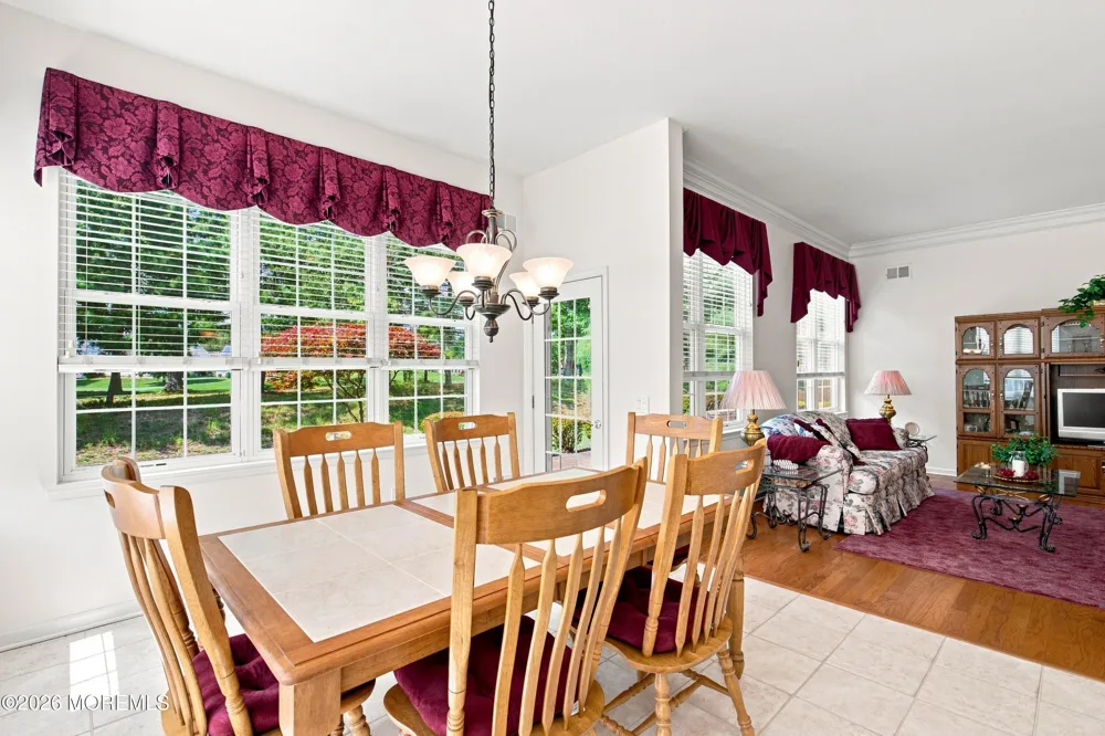 16 Bay Hill Road Jackson, NJ 08527
