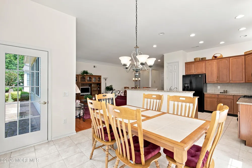 16 Bay Hill Road Jackson, NJ 08527