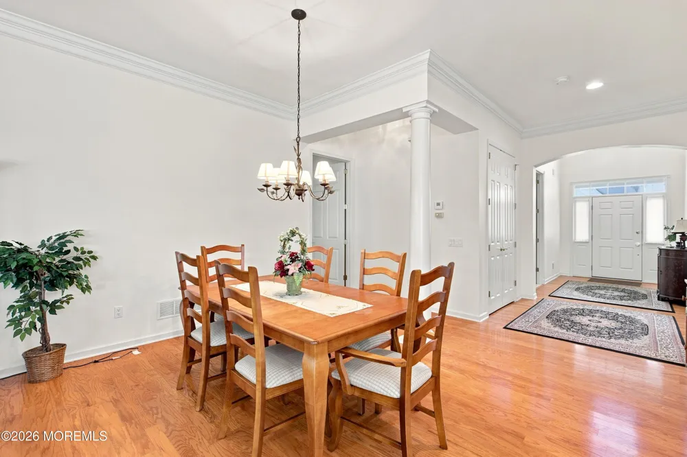 16 Bay Hill Road Jackson, NJ 08527