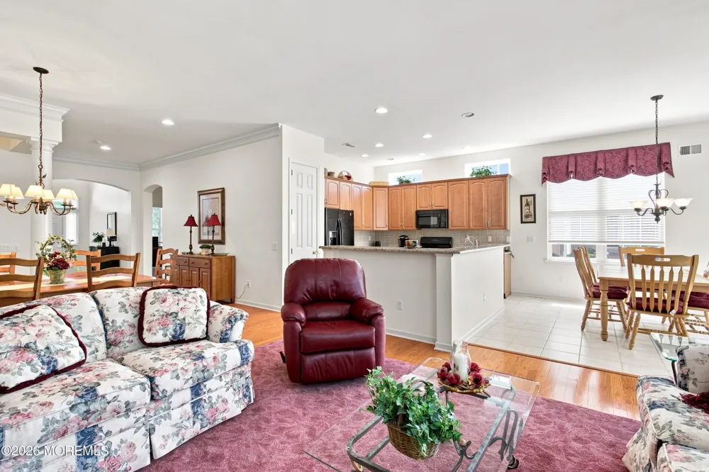 16 Bay Hill Road Jackson, NJ 08527