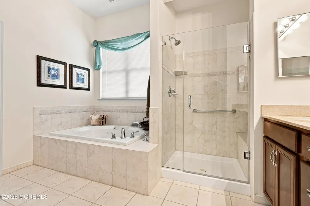16 Bay Hill Road Jackson, NJ 08527