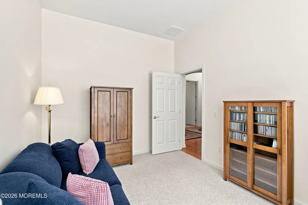 16 Bay Hill Road Jackson, NJ 08527