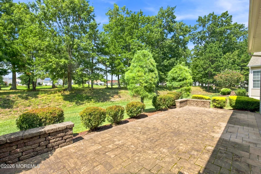 16 Bay Hill Road Jackson, NJ 08527