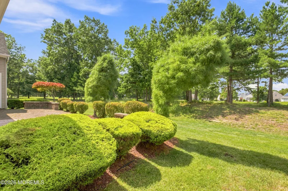 16 Bay Hill Road Jackson, NJ 08527