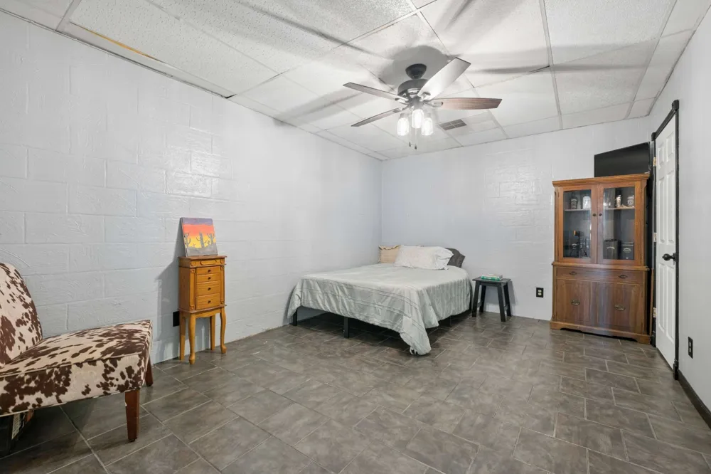 324 Laster Holman Rd Decherd, TN 37324