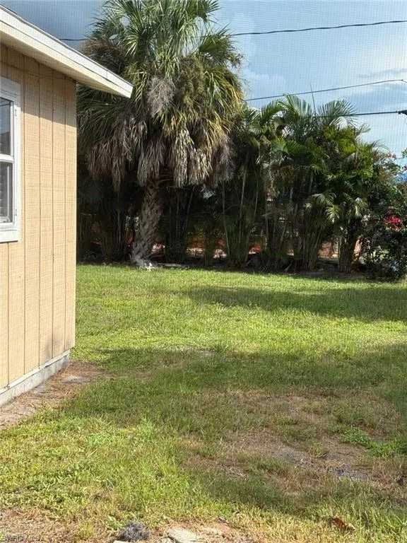 850 105th Avenue Naples, FL 34108