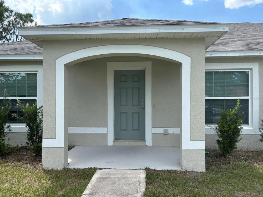 15 LAMOYNE LANE Palm Coast, FL 32137