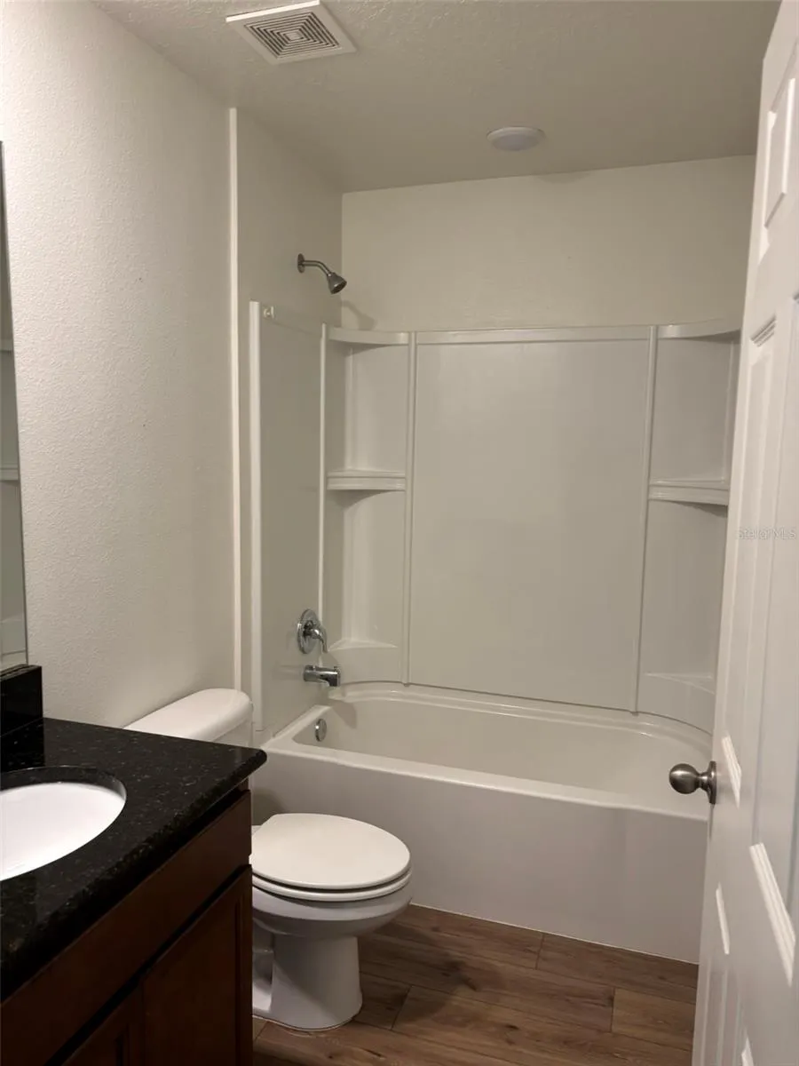 15 LAMOYNE LANE Palm Coast, FL 32137